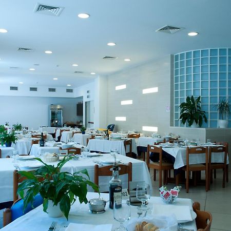 Hotel Mare Blu 滨海弗兰卡维拉 外观 照片