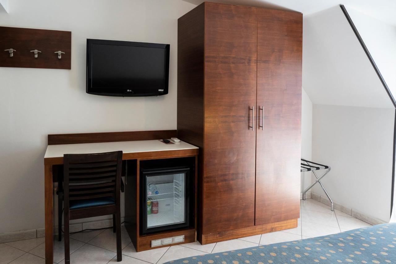 Hotel Mare Blu 滨海弗兰卡维拉 外观 照片